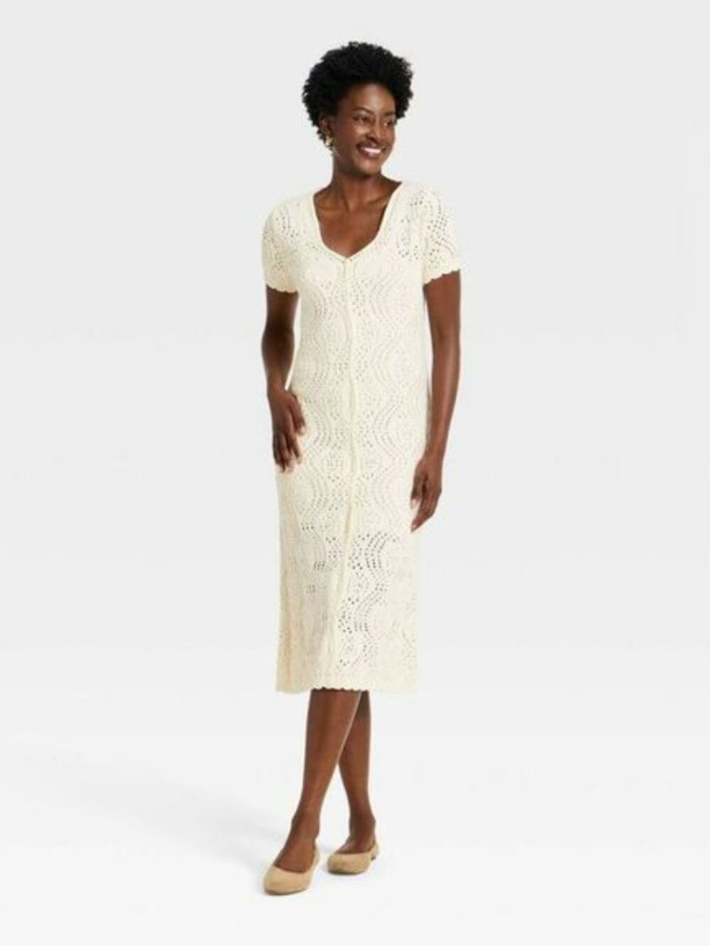 Universal Thread - Women's Western Short Sleeve Scalloped Crafted Mid Cream
